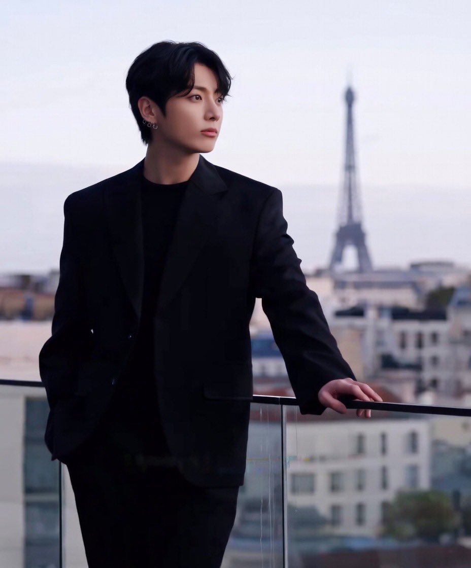 A moment captured by Jungkook (BTS)'s fan