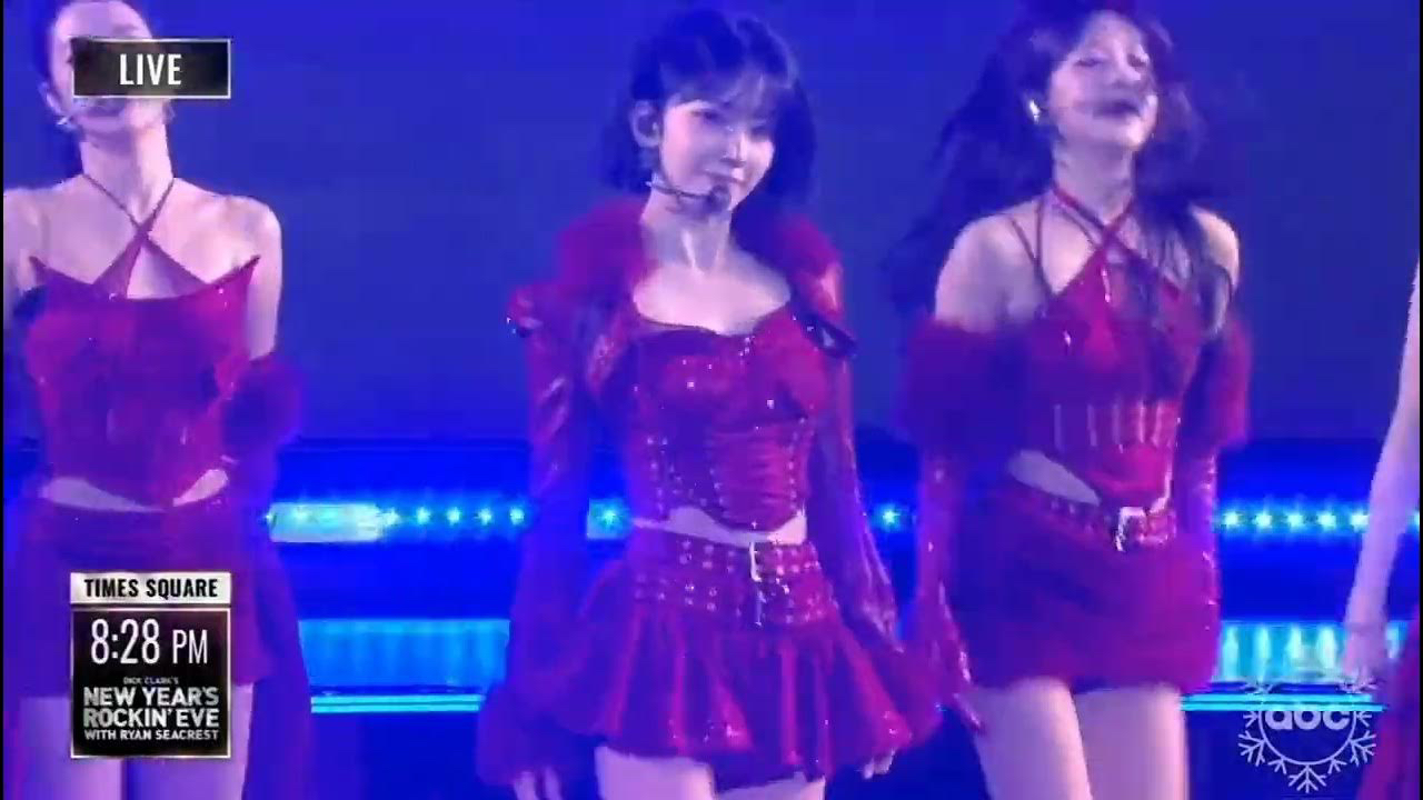 Latest photo of LE SSERAFIM