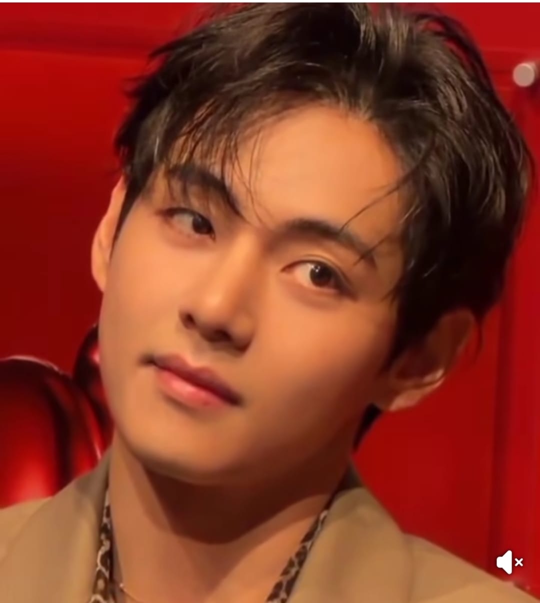 Recent activity shot of V (BTS)