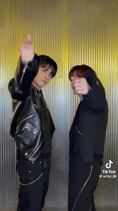 Recent activity shot of Lee Jinhyuk