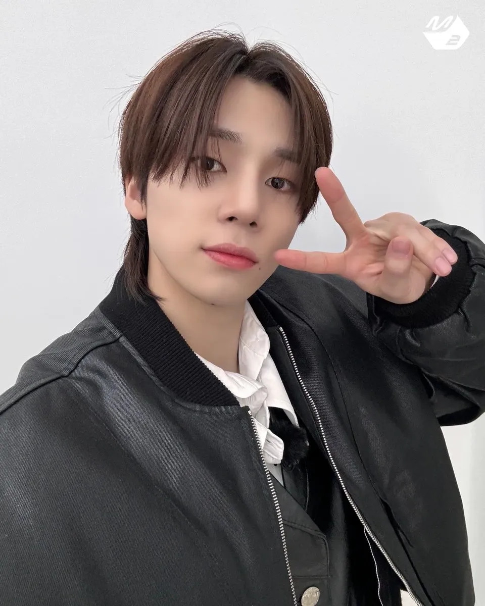 Recent activity shot of So Geon (NEXZ)