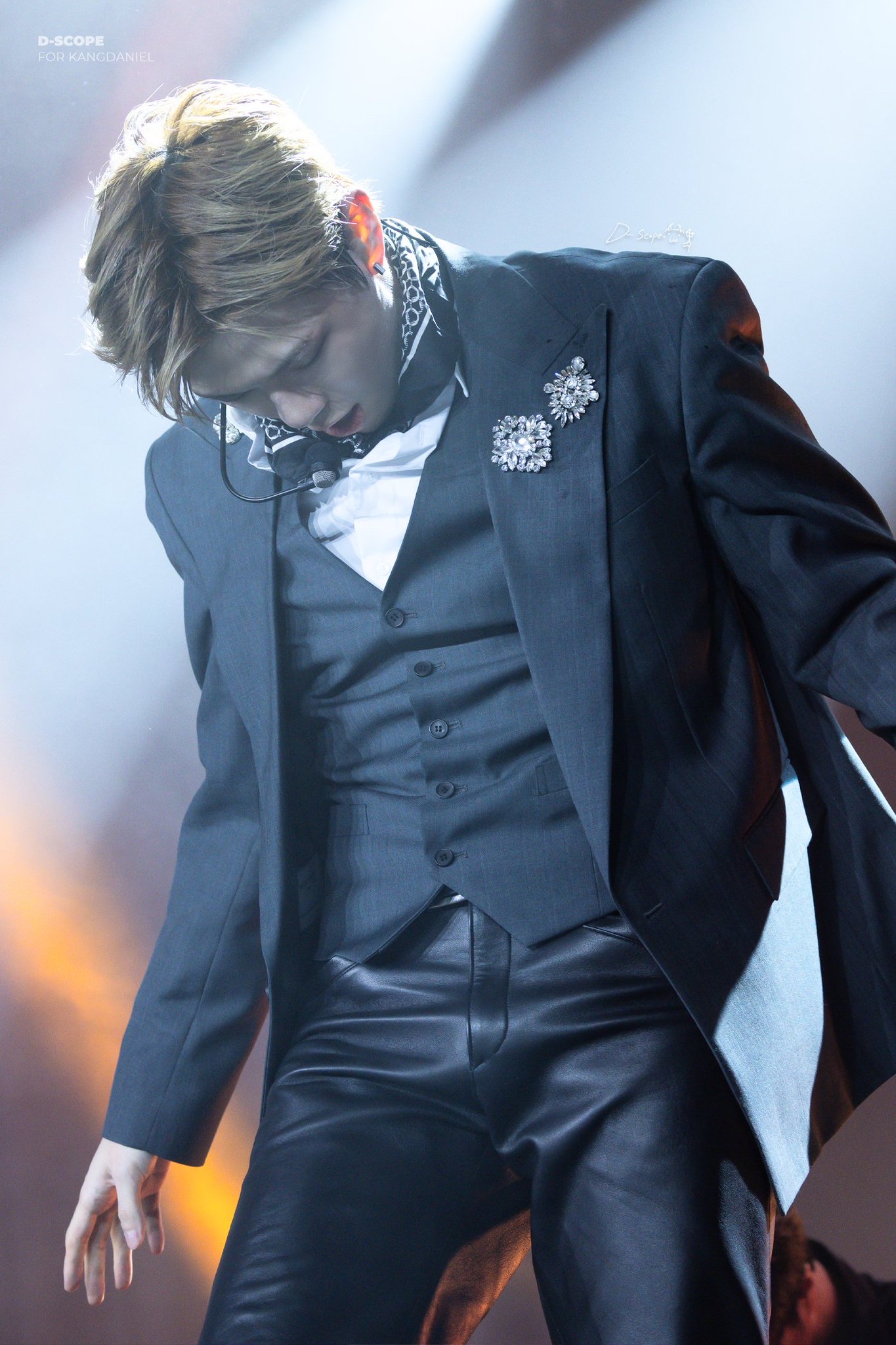 강다니엘 최근 활동샷