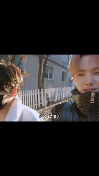 Recent activity shot of Hyeongjun (CRAVITY)