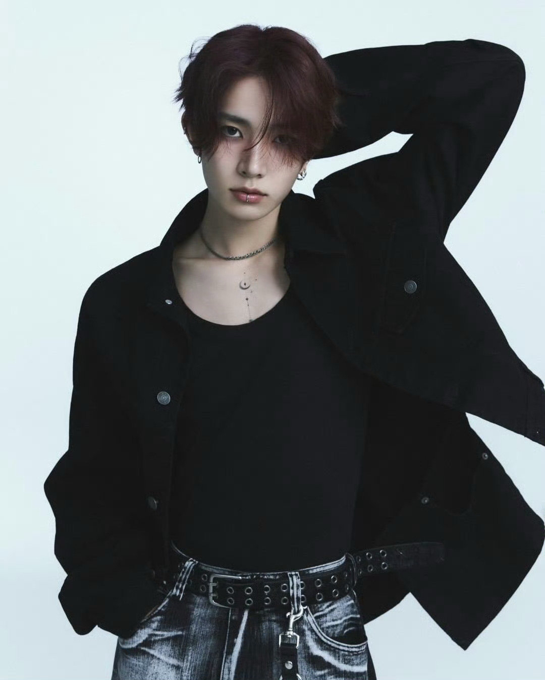 Recent activity shot of Heeseung