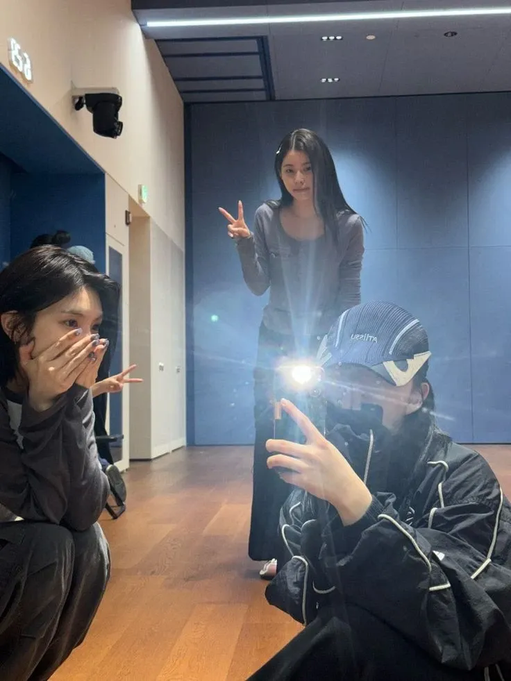 Behind-the-scenes cut of NMIXX