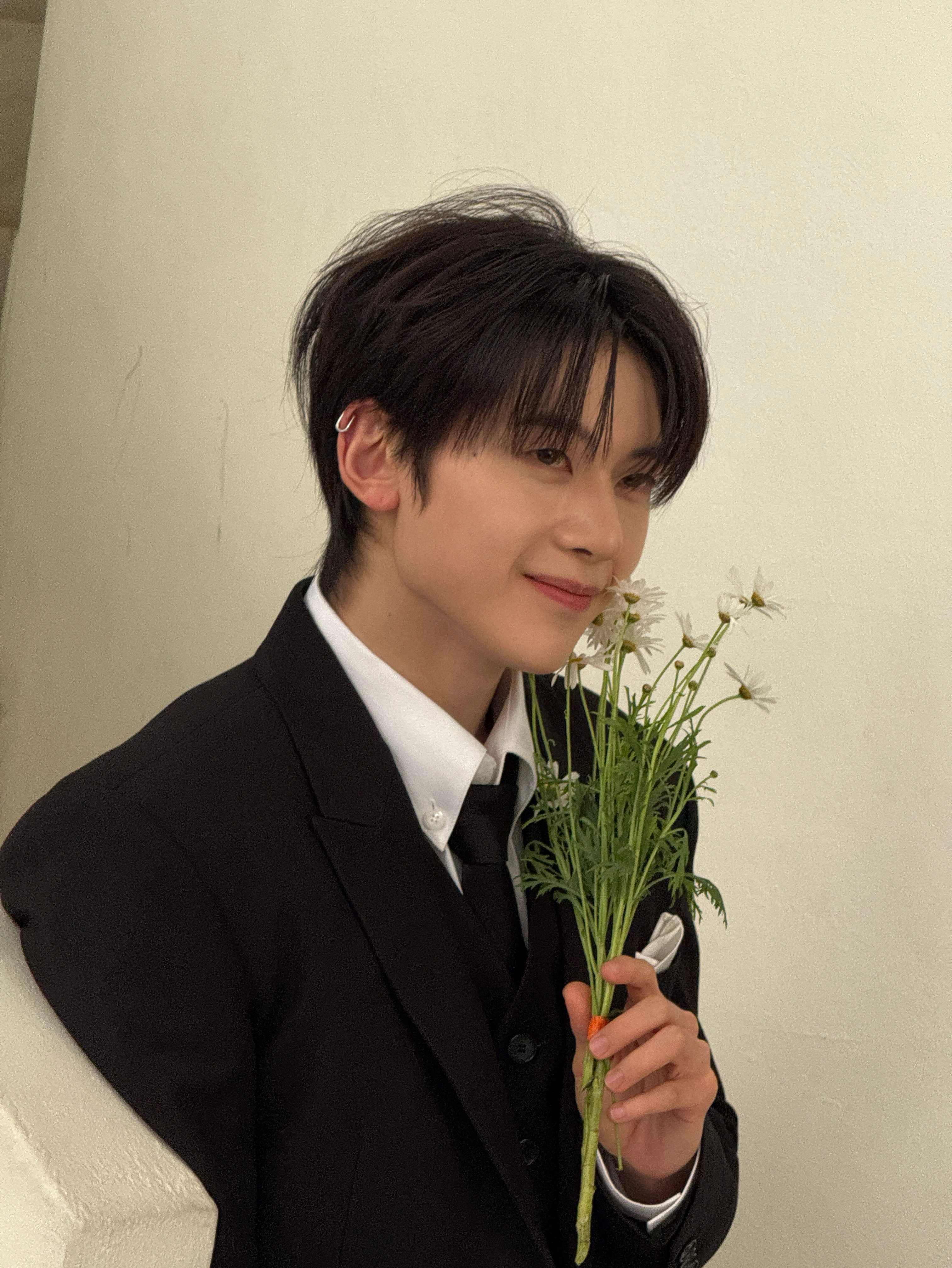 A moment captured by Seok Matthew (ZEROBASEONE)'s fan