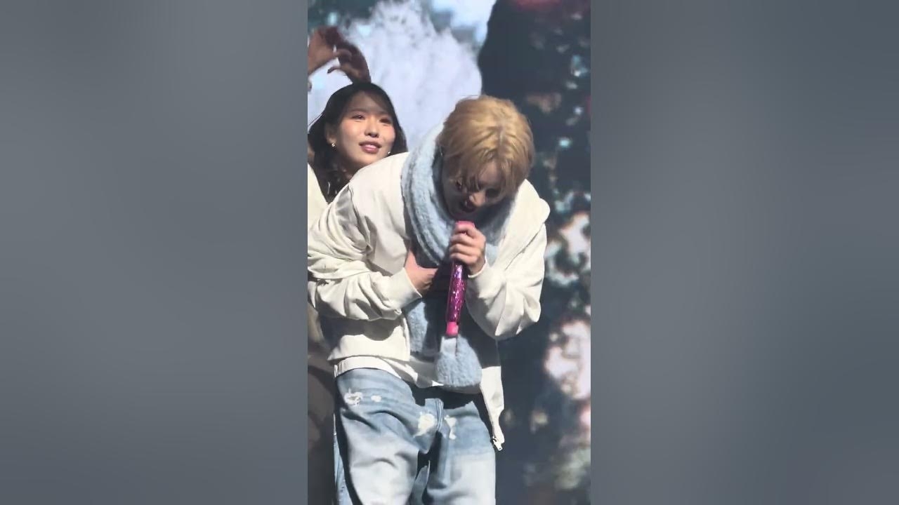 Momen yang diabadikan oleh penggemar Ha Sungwoon