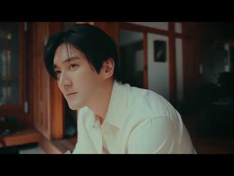 Recent activity shot of Siwon (Super Junior)