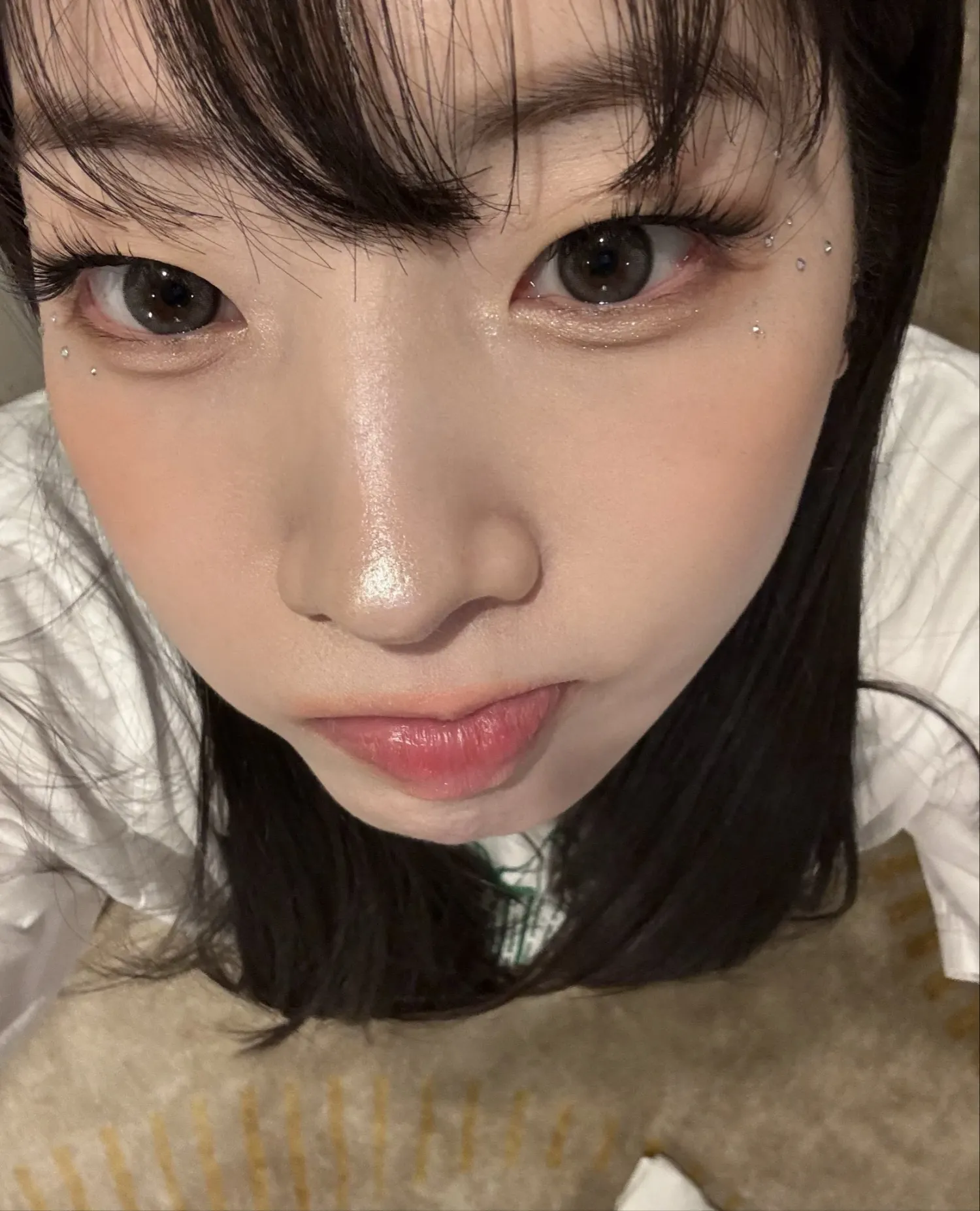 Trending idol content in the community