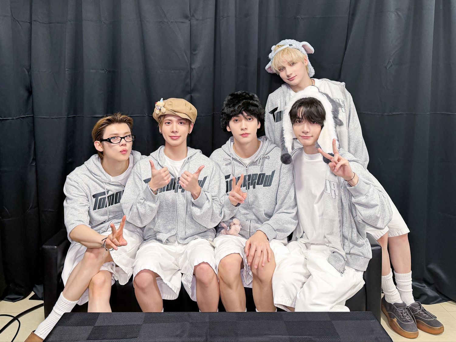 Momen yang diabadikan oleh penggemar TOMORROW X TOGETHER