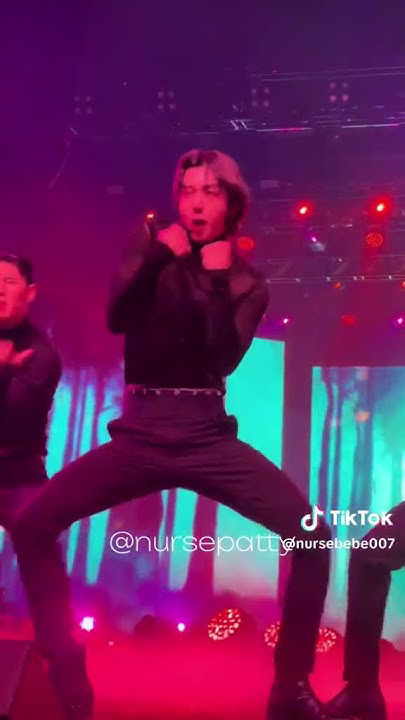 A moment captured by Hyungwon (MONSTA X)'s fan