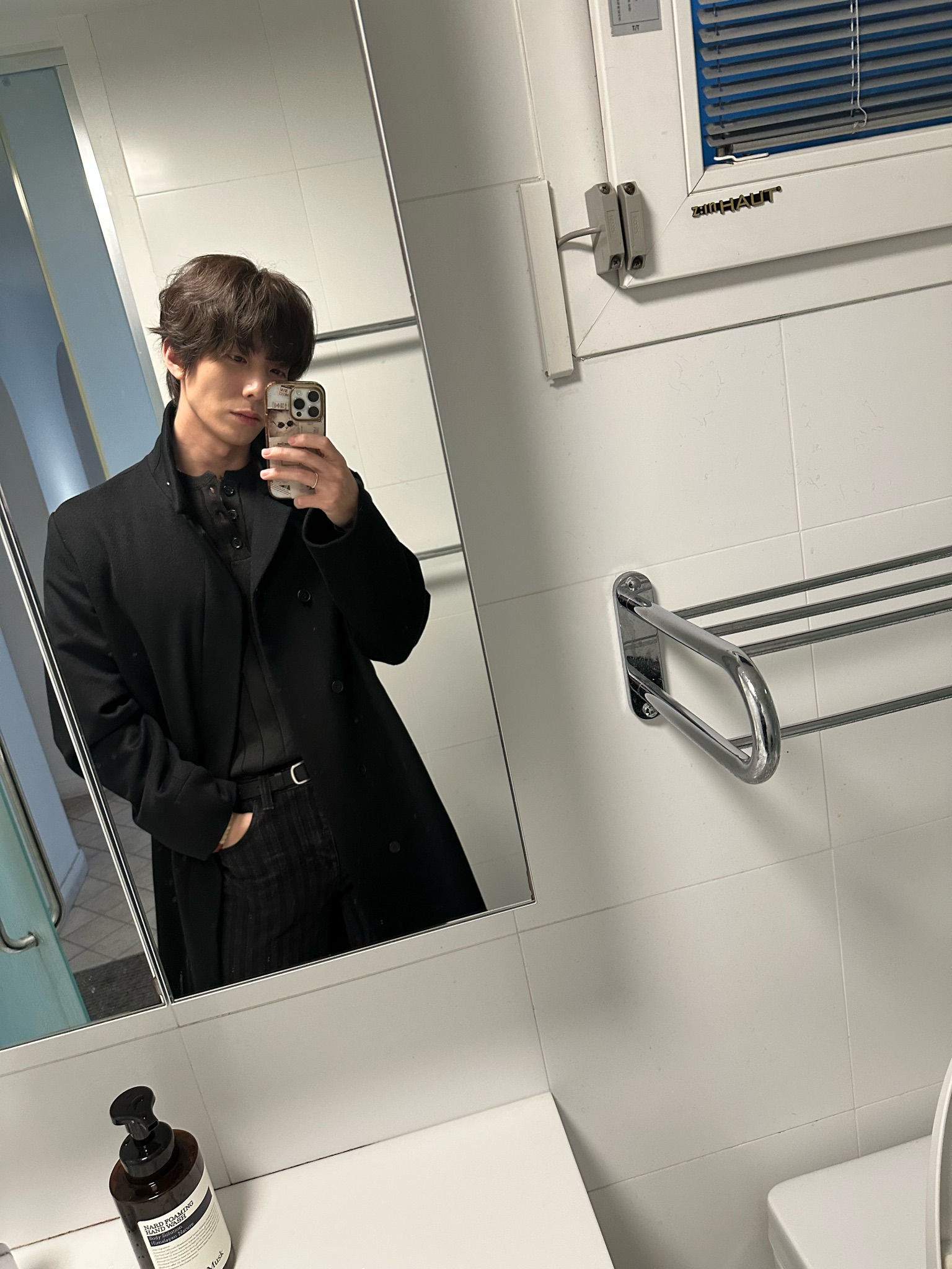 Behind-the-scenes cut of Hwiyoung (SF9)