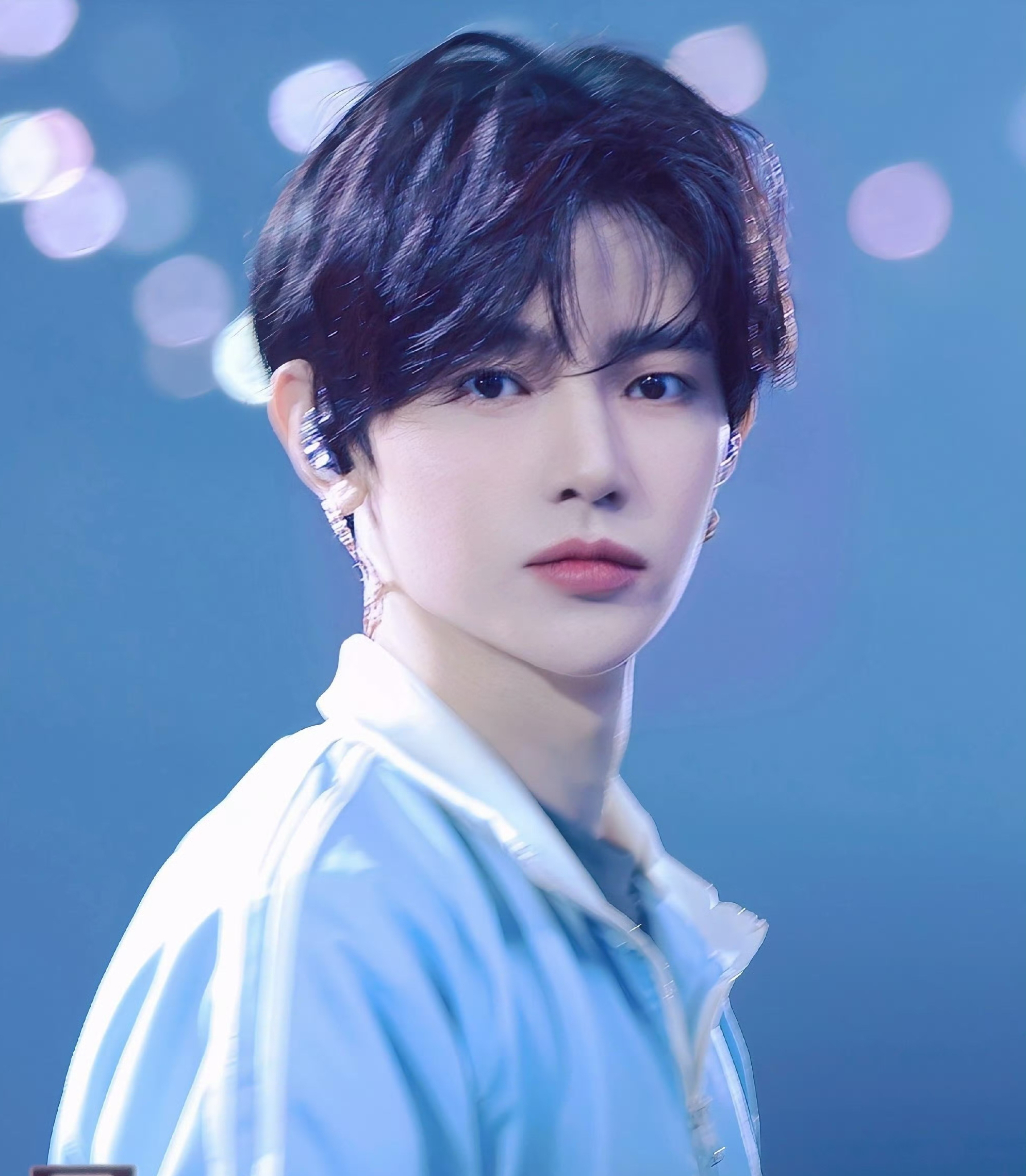 A moment captured by Zhang Hao (ZEROBASEONE)'s fan