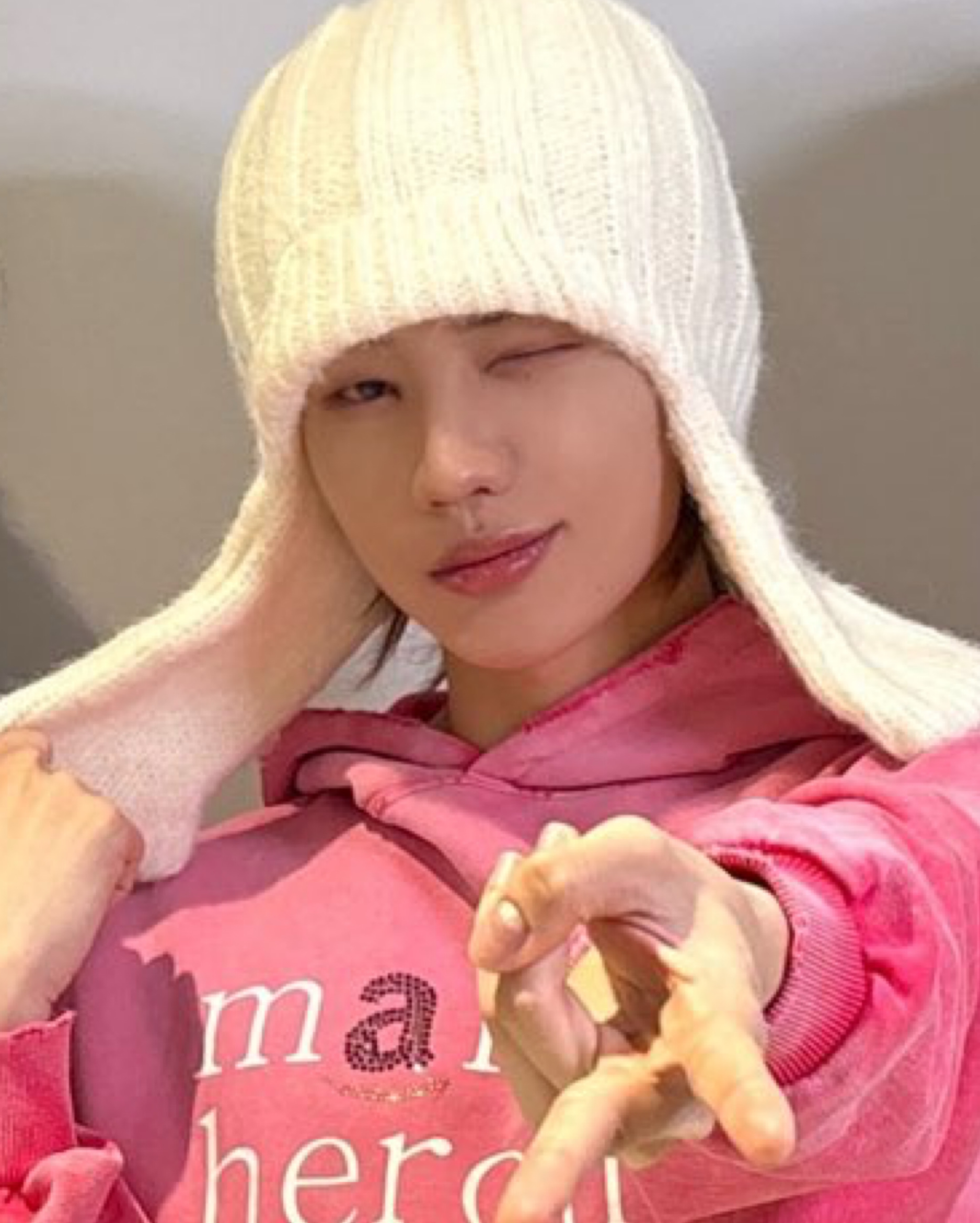 Latest photo of Junhyeok (TNX)