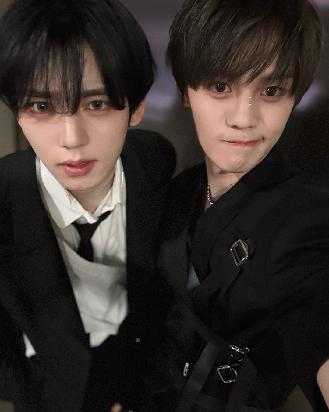 A moment captured by Kim Gyuvin (AND2BLE)'s fan