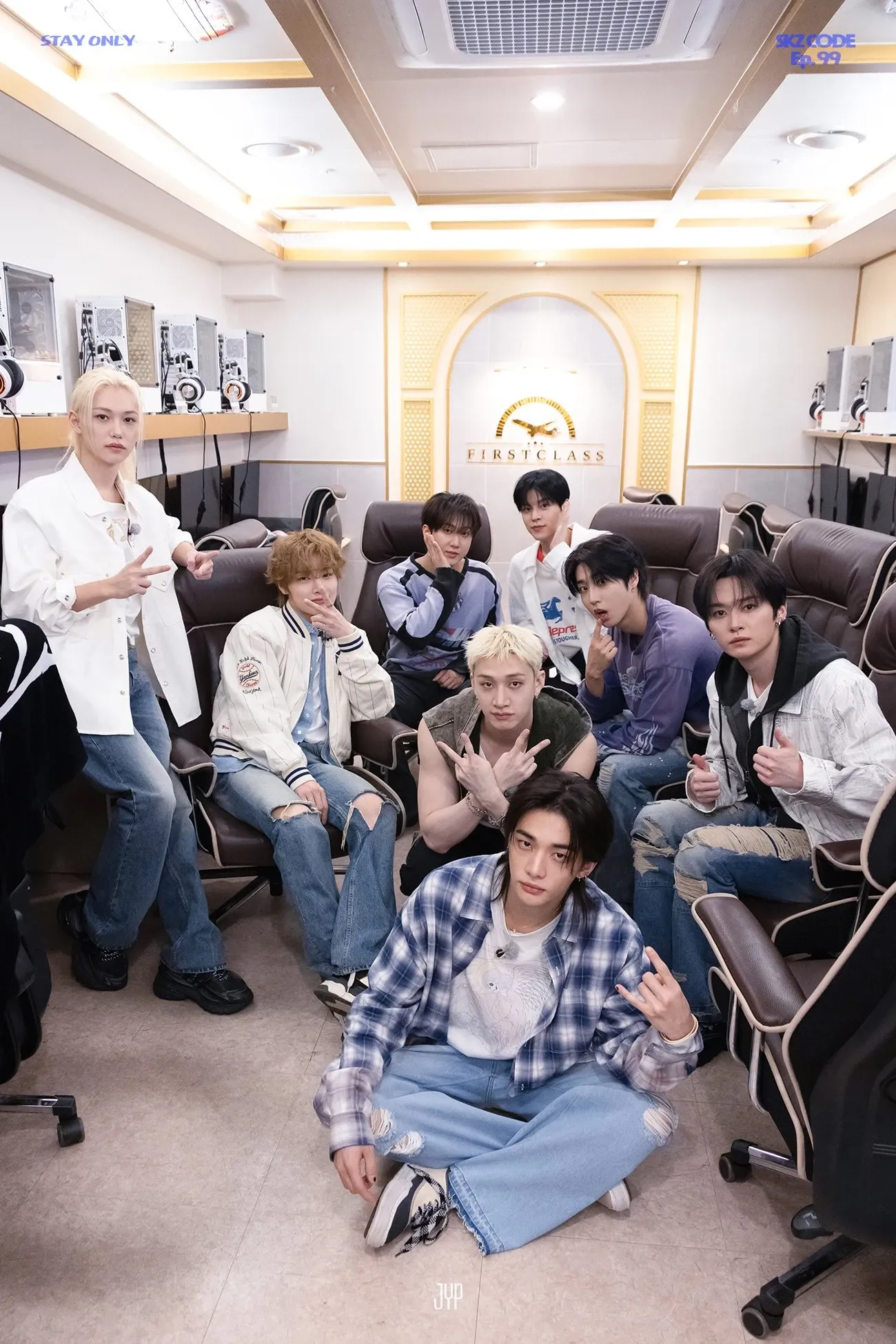 Behind-the-scenes cut of Stray Kids