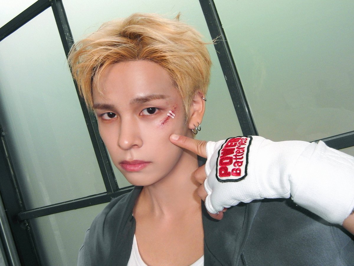 Latest photo of CRAVITY