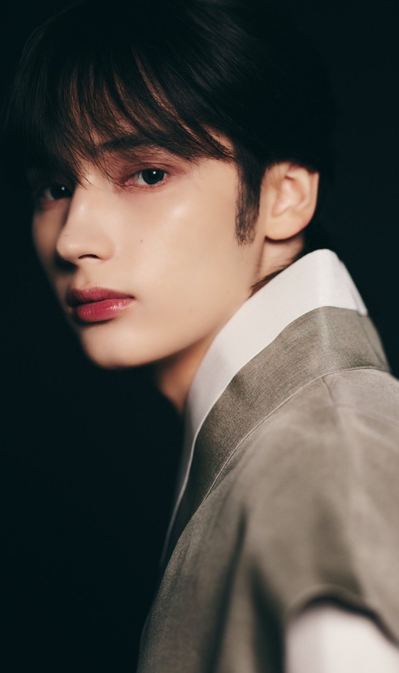 Fandom-recommended wallpaper image of HueningKai (TOMORROW X TOGETHER)