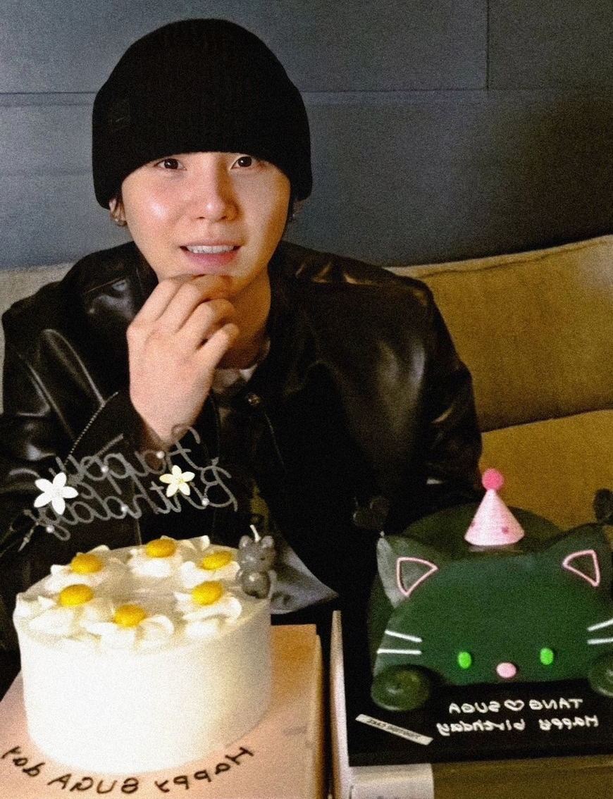 슈가 (방탄소년단) 최근 활동샷