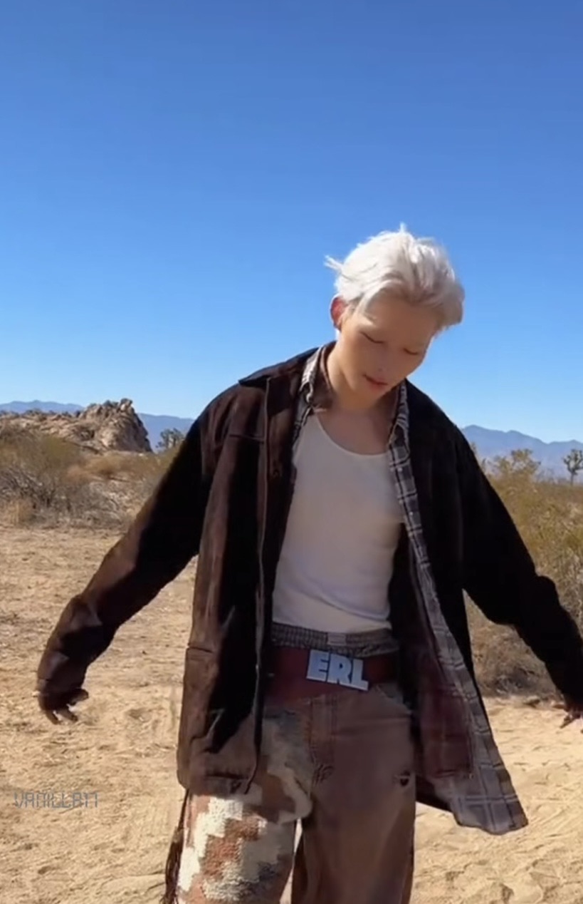 Recent activity shot of NI-KI (ENHYPEN)