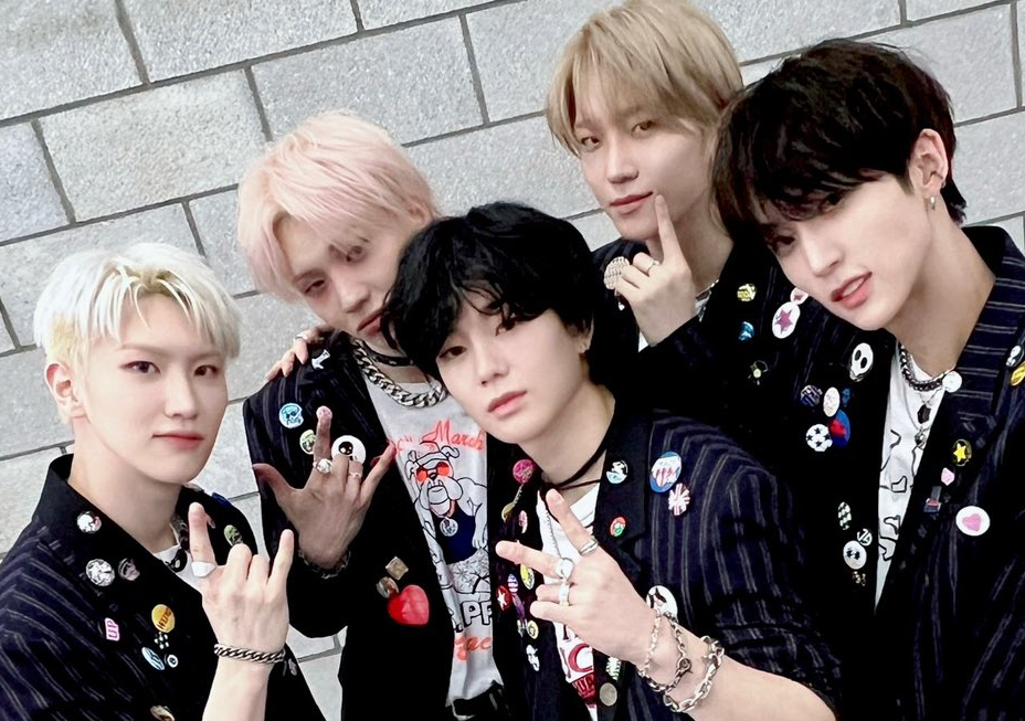 TNX의 비하인드 컷