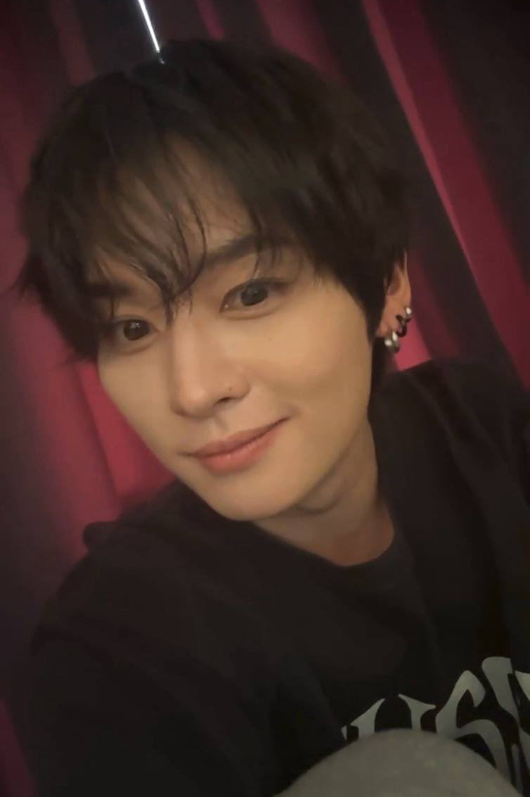 Today’s hot picks from the 리노 (Stray Kids) community