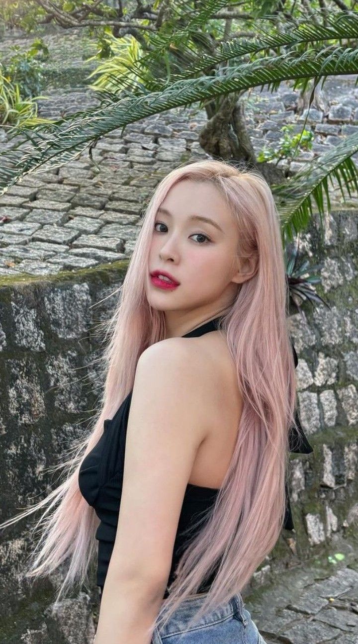 Latest photo of Gahyun (DREAMCATCHER)