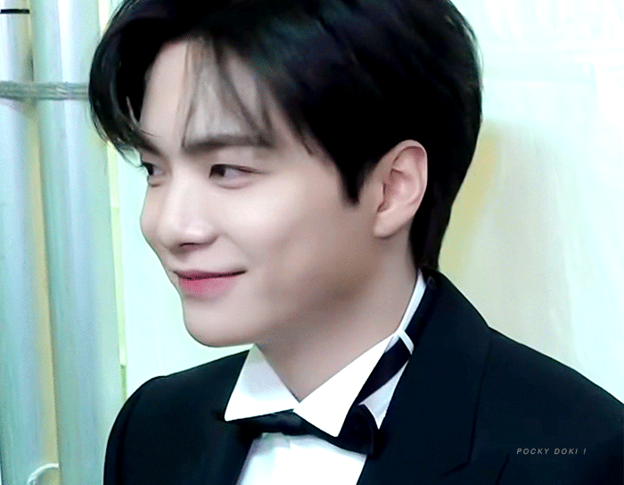 Recent activity shot of Kim Jonghyeon