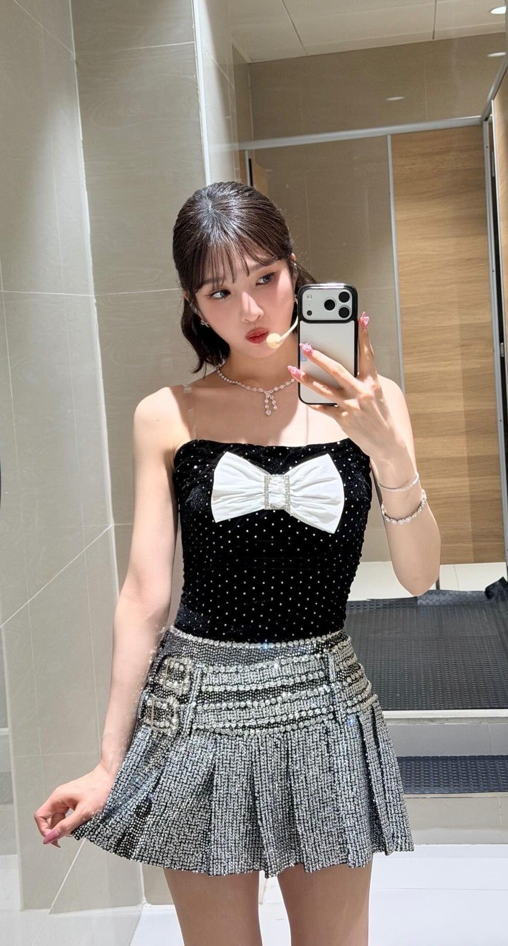 Latest photo of Joy (Red Velvet)