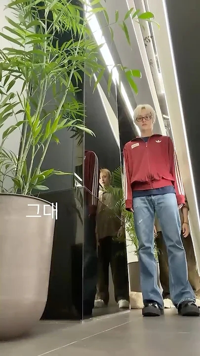 Latest photo of TREASURE