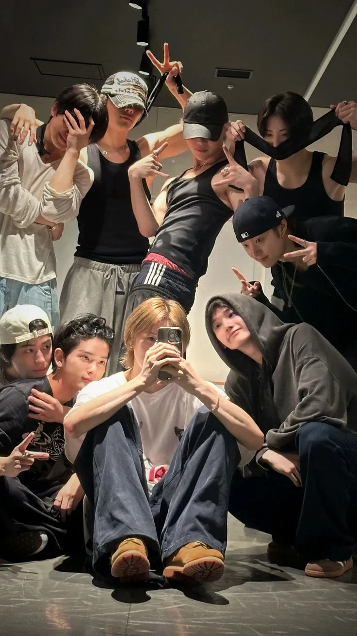 앤팀 최근 활동샷