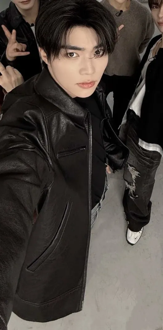 박건욱 (제로베이스원)의 최신 사진