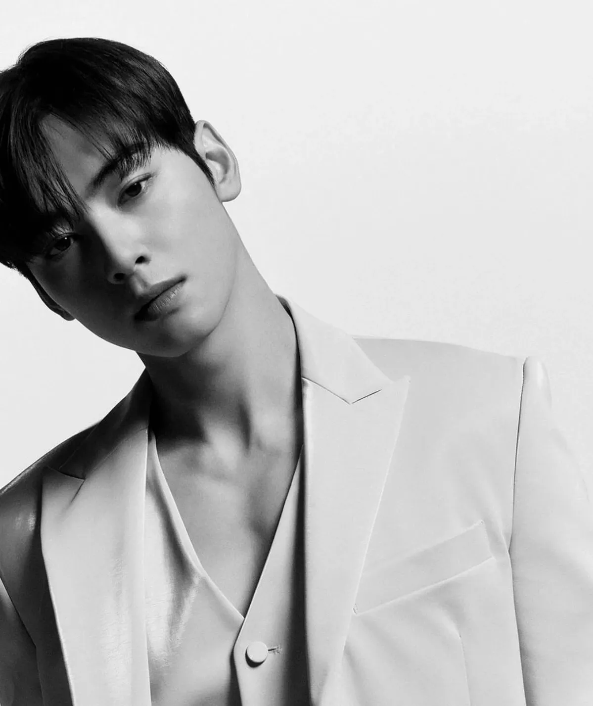 Recent activity shot of Eunwoo (ASTRO)