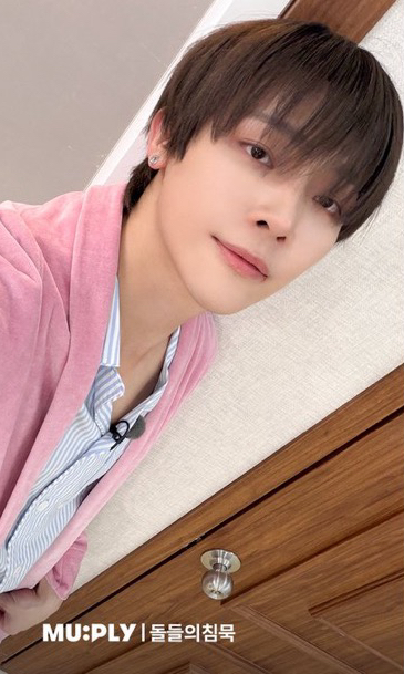 Today's most popular wallpaper in the Nicholas (&TEAM) community