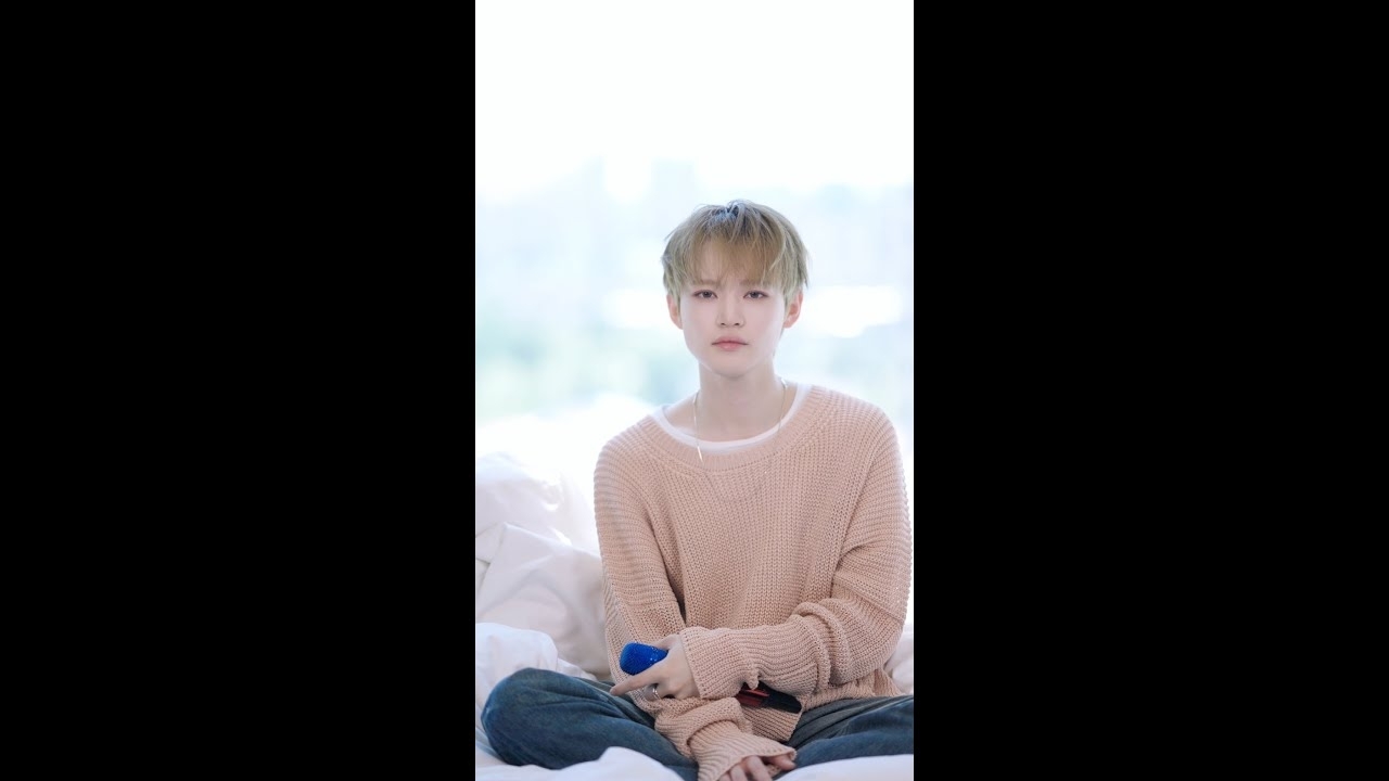 A moment captured by Chenle (NCT DREAM)'s fan