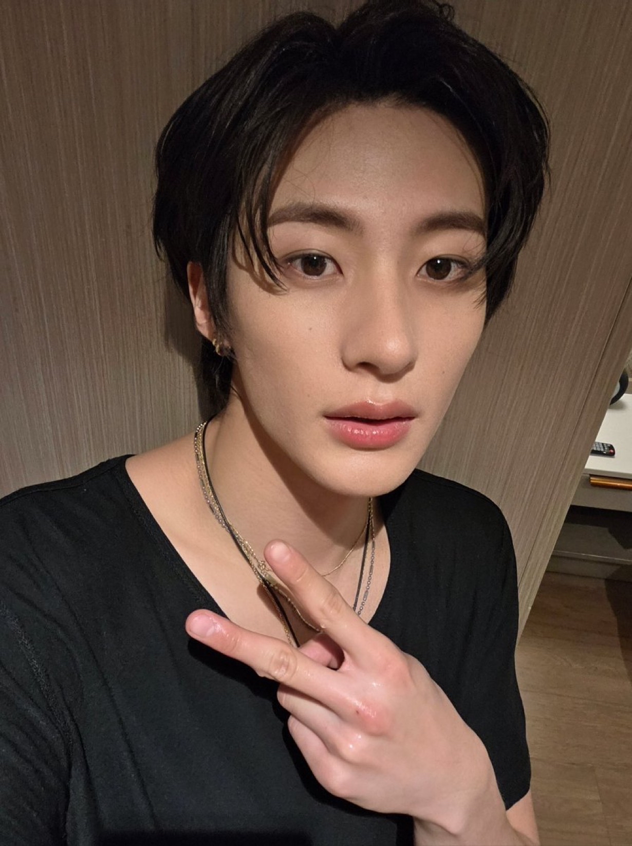 Behind-the-scenes cut of Anton (RIIZE)