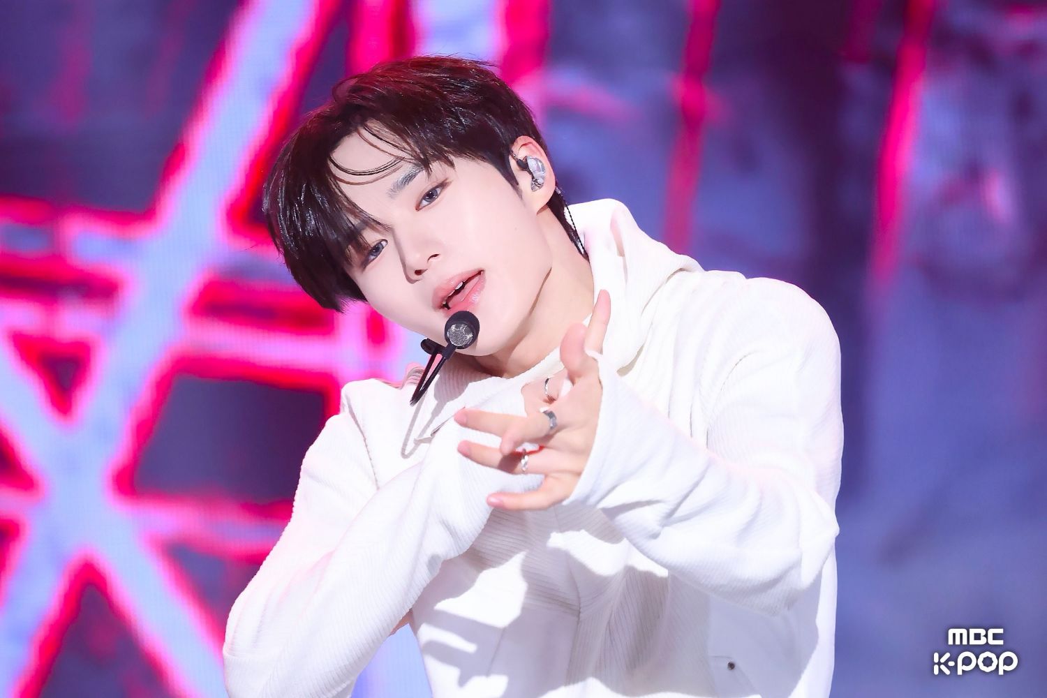 Latest photo of Kim Junseo (ALPHA DRIVE ONE)