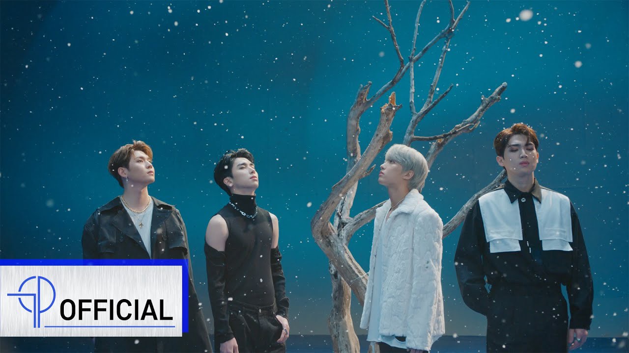 A moment captured by UP10TION's fan