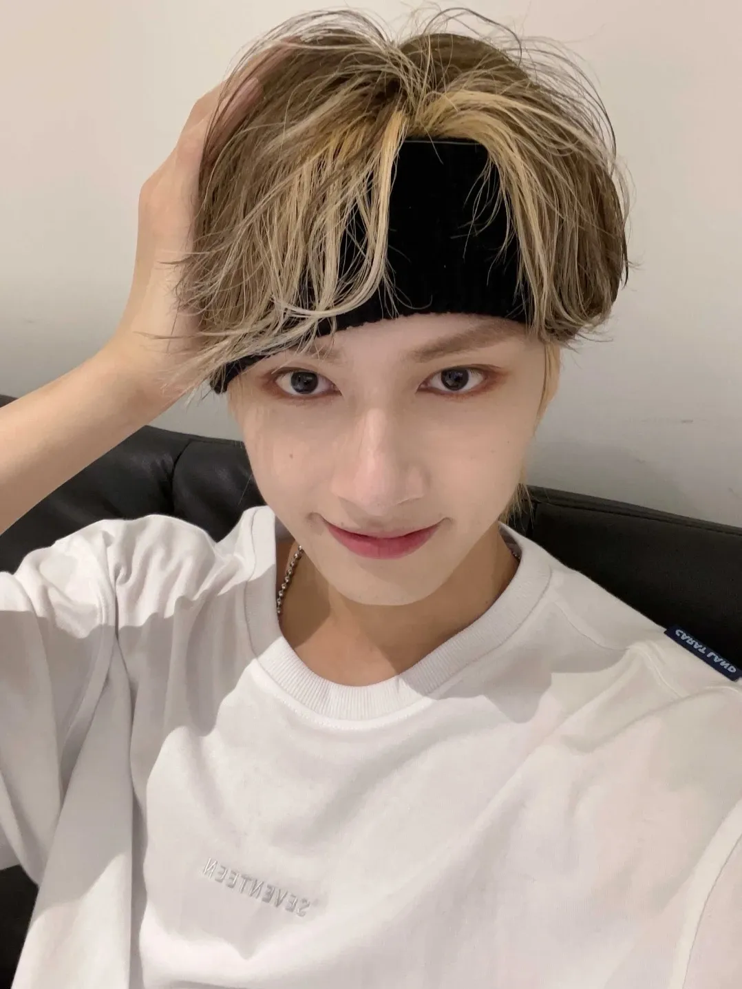 Recent activity shot of Jun (SEVENTEEN)