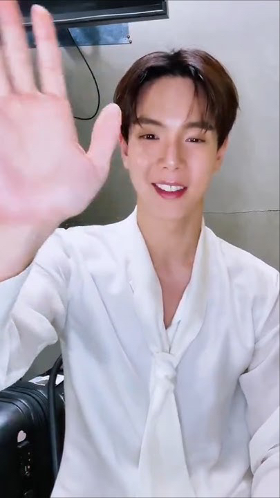 Shownu (MONSTA X)的幕后花絮