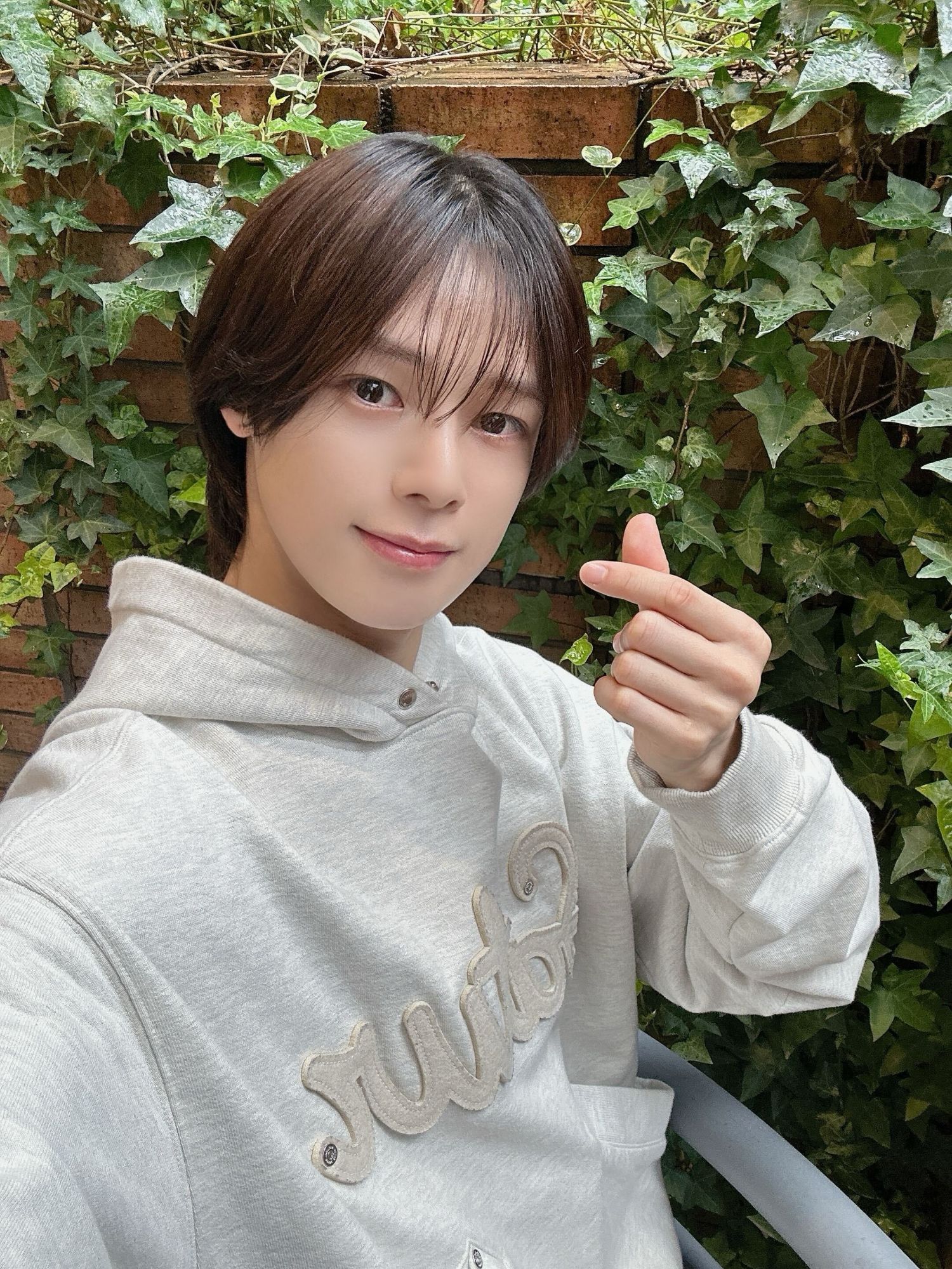 A moment captured by K (&TEAM)'s fan