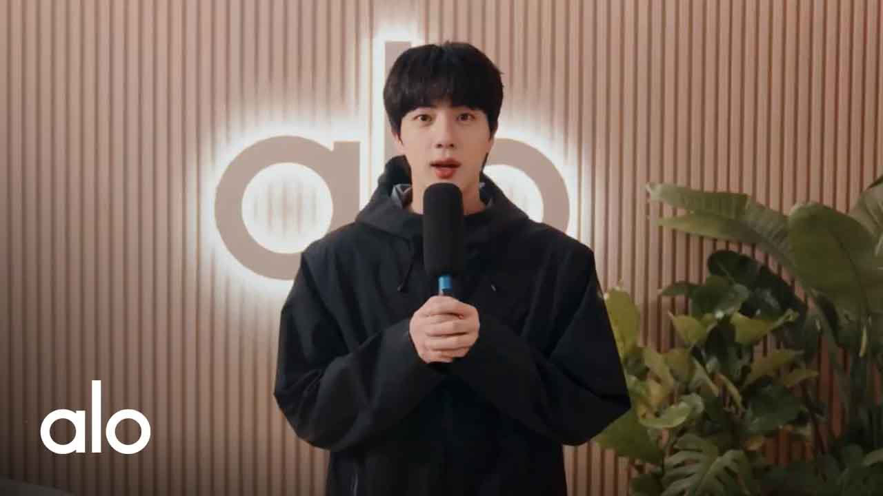 Momen yang diabadikan oleh penggemar Jin (BTS)