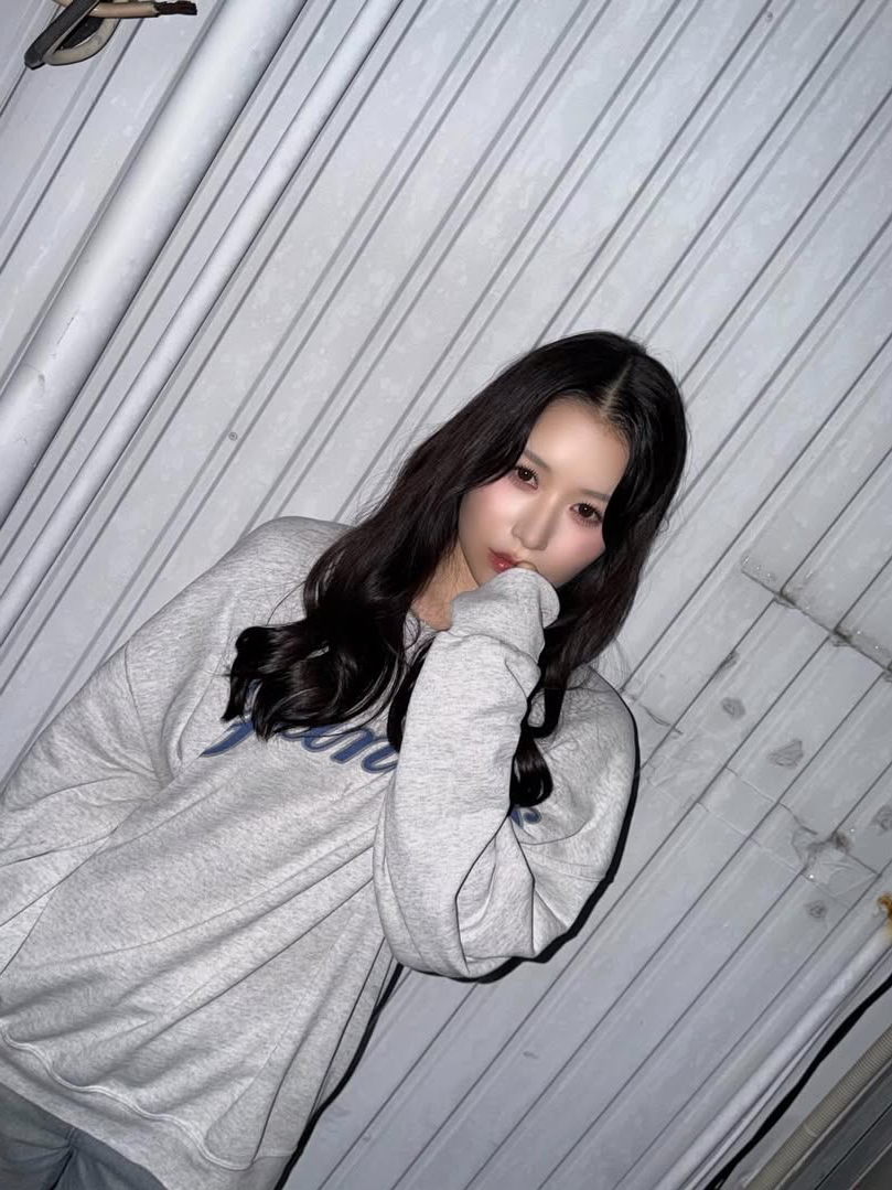 A moment captured by Kasahara Momona (ME:I)'s fan