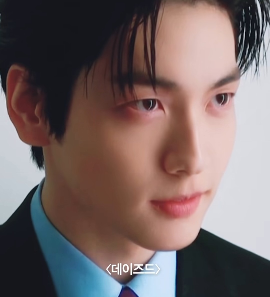 Latest photo of Soobin (TOMORROW X TOGETHER)