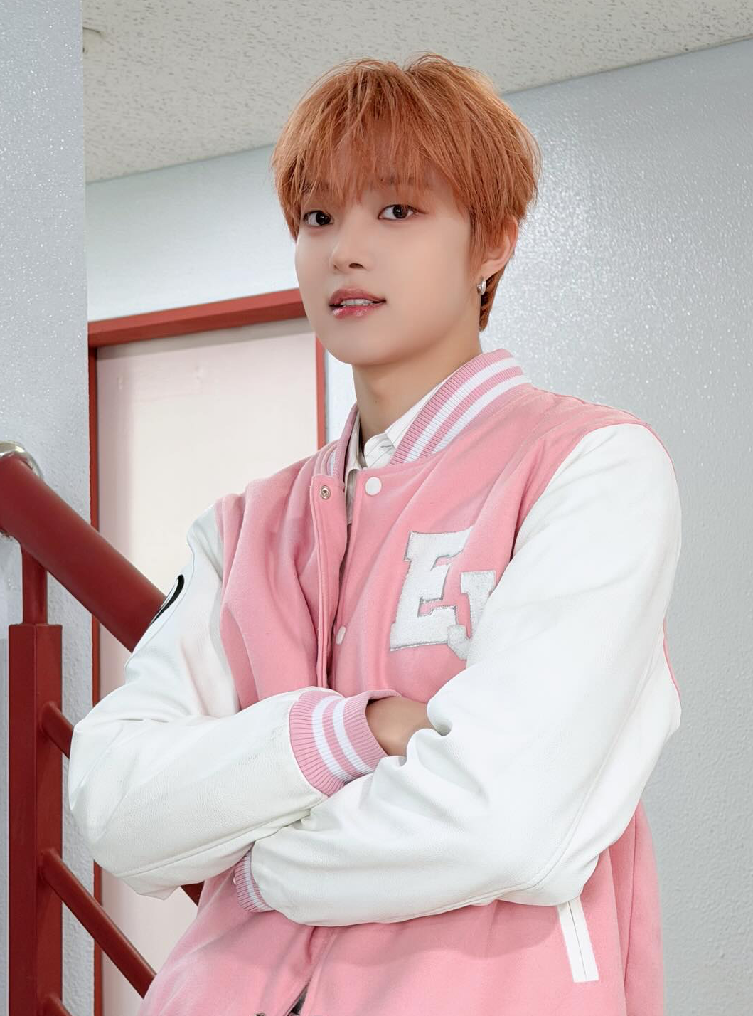 Latest photo of EJ (&TEAM)