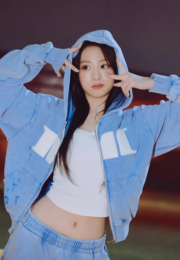 Latest photo of Ahyeon (BABYMONSTER)