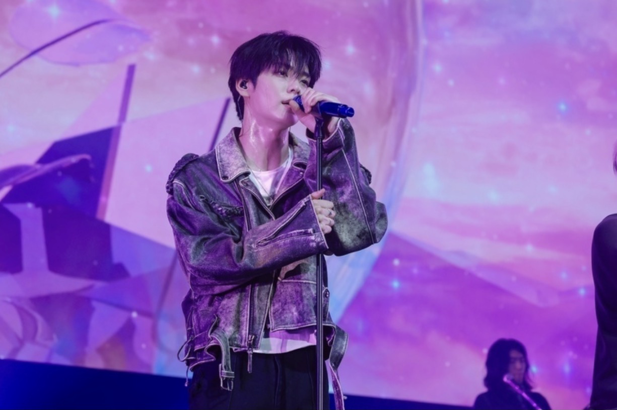 A moment captured by Soobin (TOMORROW X TOGETHER)'s fan