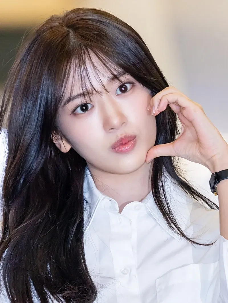 アン・ユジン (IVE)の最新写真