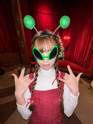 A moment captured by Nien (tripleS)'s fan