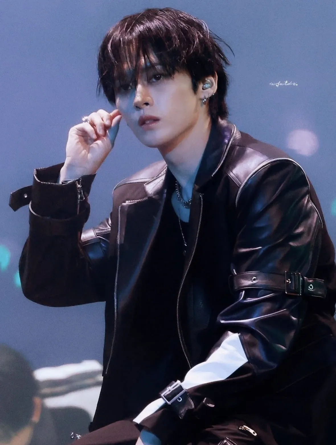 Latest photo of Lee Know (Stray Kids)